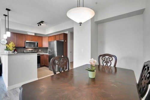 5-148 Rockyledge View Nw, Calgary, AB - Indoor Photo Showing Other Room