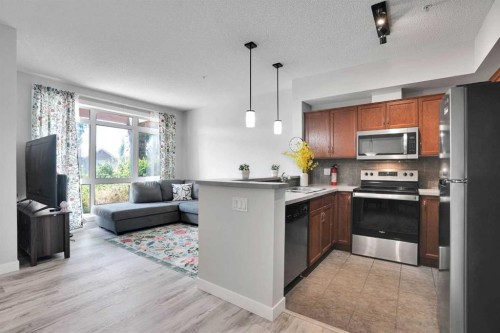 5-148 Rockyledge View Nw, Calgary, AB - Indoor Photo Showing Kitchen