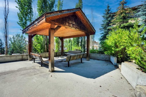 5-148 Rockyledge View Nw, Calgary, AB - Outdoor