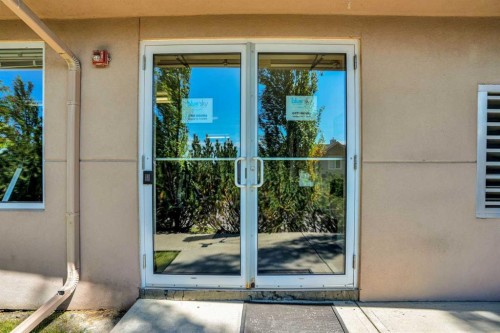 5-148 Rockyledge View Nw, Calgary, AB - Outdoor With Exterior