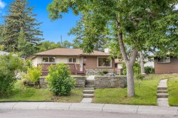 2007 Cottonwood Crescent SE Calgary, AB T2B 1B9