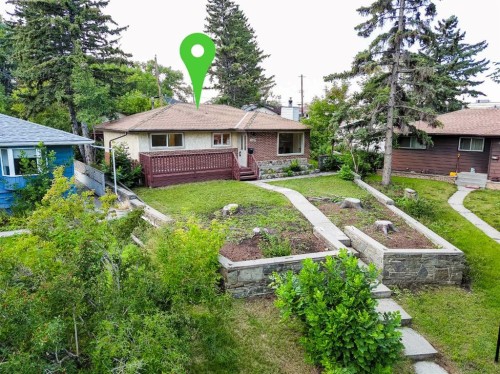 2007 Cottonwood Crescent Se, Calgary, AB - Outdoor