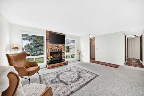 631 Brookpark Drive Sw, Calgary, AB 