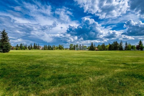 631 Brookpark Drive Sw, Calgary, AB 