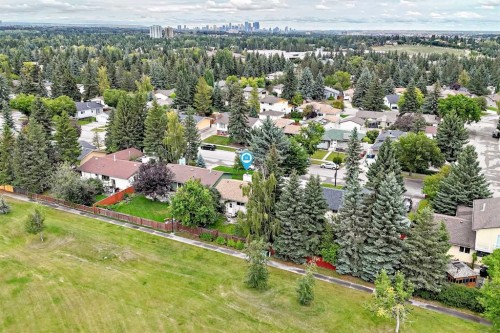 631 Brookpark Drive Sw, Calgary, AB 