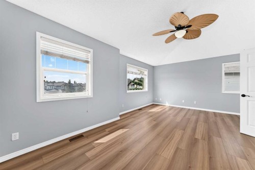 214 Royal Birch Heath Nw, Calgary, AB - Indoor Photo Showing Other Room