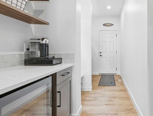 129 Wolf Hollow Villas Se, Calgary, AB - Indoor Photo Showing Other Room