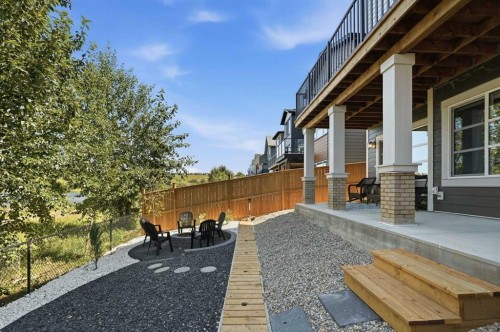 129 Wolf Hollow Villas Se, Calgary, AB - Outdoor