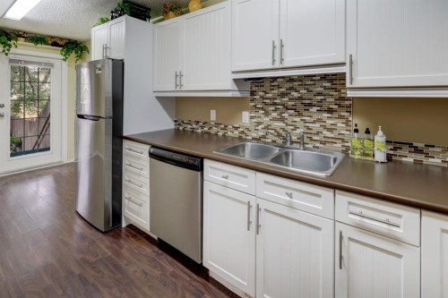 4325 58 Street Ne, Calgary, AB 