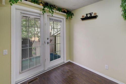 4325 58 Street Ne, Calgary, AB 