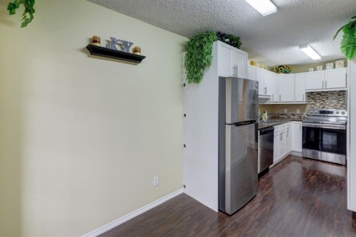 4325 58 Street Ne, Calgary, AB 