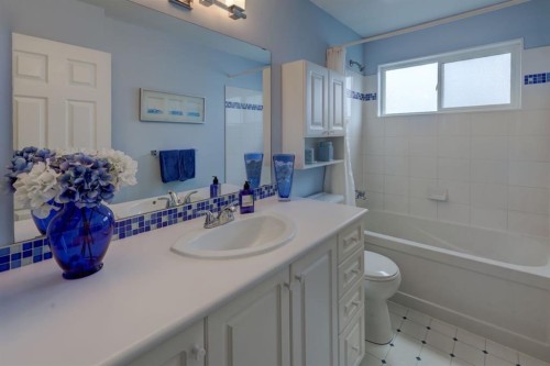 4325 58 Street Ne, Calgary, AB 