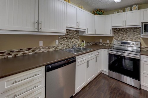 4325 58 Street Ne, Calgary, AB 