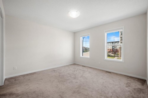 61 Cityline Gate Ne, Calgary, AB - Indoor Photo Showing Other Room