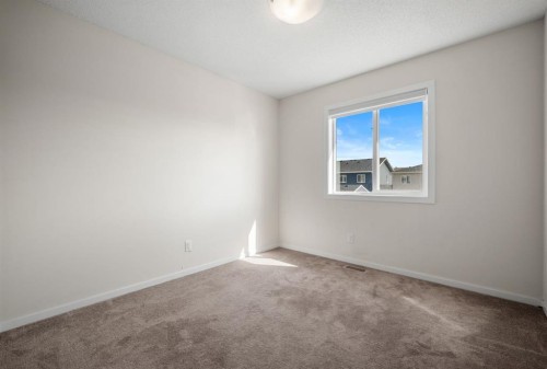 61 Cityline Gate Ne, Calgary, AB - Indoor Photo Showing Other Room