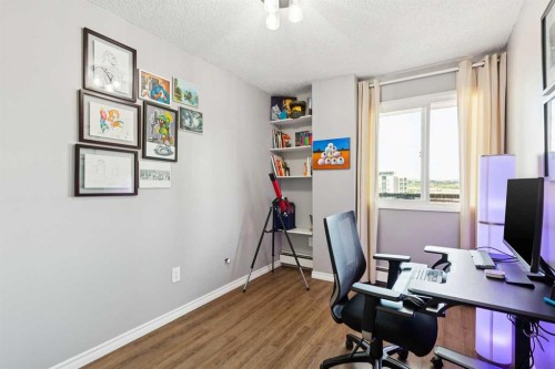 607-1320 12 Avenue Sw, Calgary, AB - Indoor Photo Showing Office