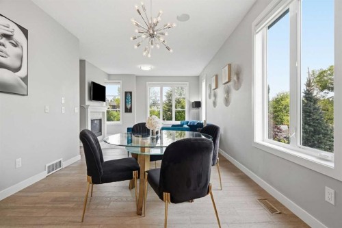 1932 26A Street Sw, Calgary, AB - Indoor Photo Showing Dining Room