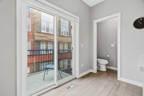 1932 26A Street Sw, Calgary, AB - Indoor Photo Showing Other Room