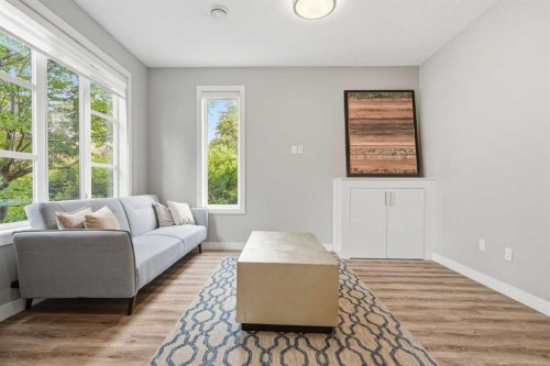 1932 26A Street Sw, Calgary, AB - Indoor Photo Showing Living Room