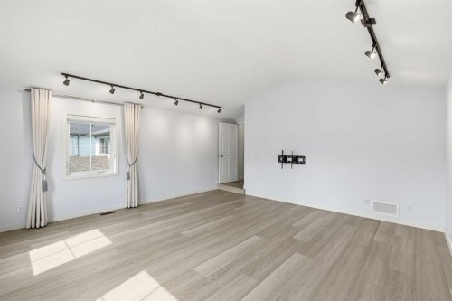 167 Harvest Glen Way Ne, Calgary, AB - Indoor Photo Showing Other Room