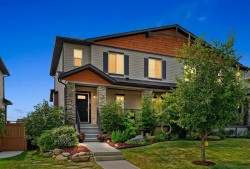 268 Rainbow Falls Green  Chestermere, AB T1X 0S4