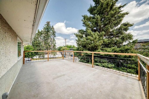 1735 38 Avenue Sw, Calgary, AB - Outdoor