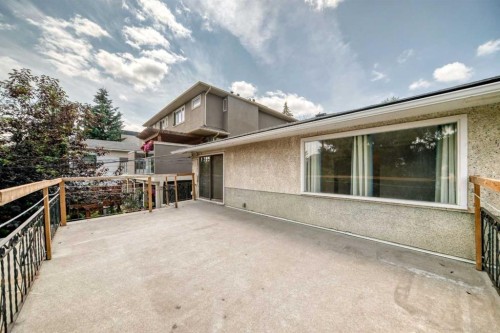1735 38 Avenue Sw, Calgary, AB - Outdoor With Exterior