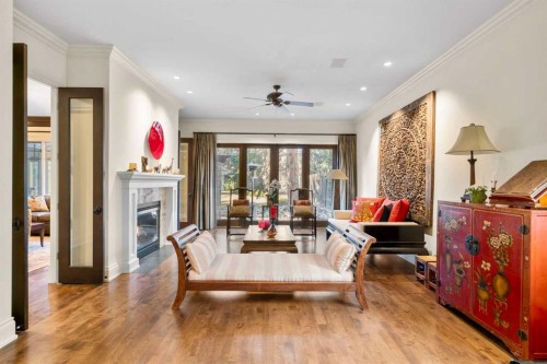 2905 Carleton Street Sw, Calgary, AB - Indoor Photo Showing Living Room With Fireplace