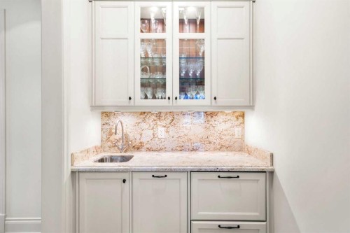 2905 Carleton Street Sw, Calgary, AB - Indoor