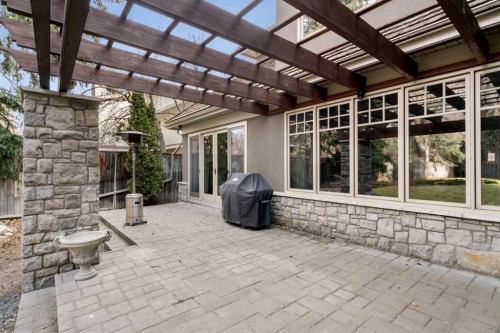 2905 Carleton Street Sw, Calgary, AB -  With Exterior