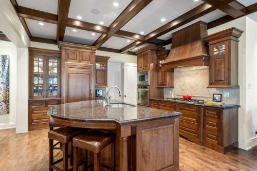 2905 Carleton Street Sw, Calgary, AB - Indoor Photo Showing Kitchen With Upgraded Kitchen