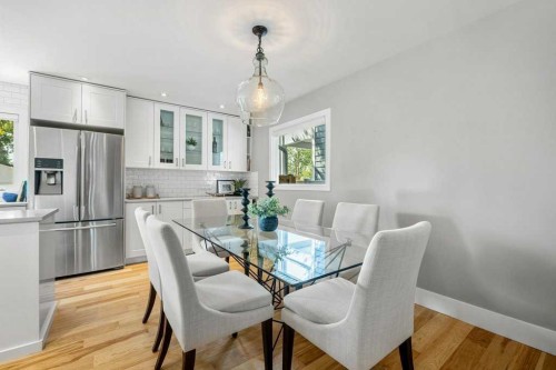 10411 Maplemont Road Se, Calgary, AB - Indoor Photo Showing Dining Room