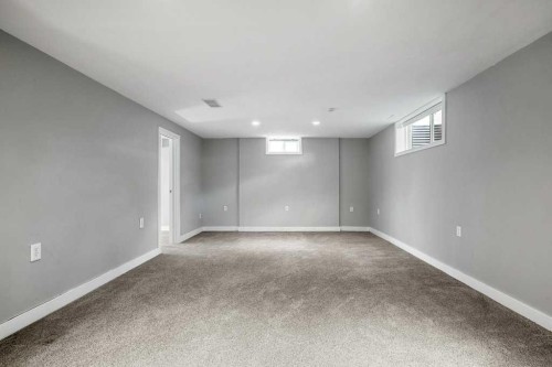 10411 Maplemont Road Se, Calgary, AB - Indoor
