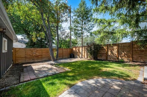10411 Maplemont Road Se, Calgary, AB - Outdoor