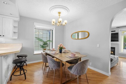 75 Woodhill Court Sw, Calgary, AB - Indoor Photo Showing Dining Room