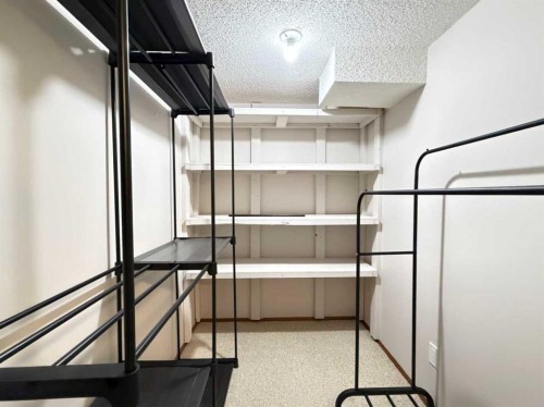 151 Sandstone Place Nw, Calgary, AB - Indoor