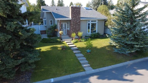151 Sandstone Place Nw, Calgary, AB - Outdoor With Facade