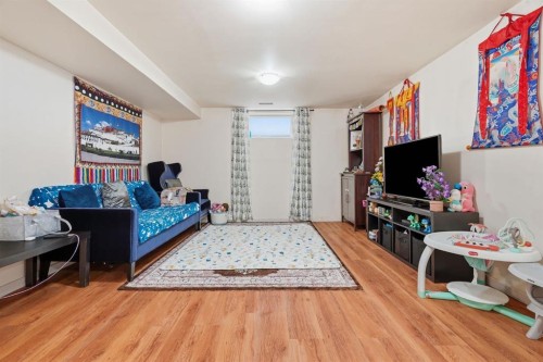 100 Westminster Drive Sw, Calgary, AB - Indoor