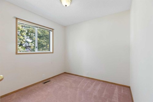 90 Martinridge Crescent Ne, Calgary, AB - Indoor Photo Showing Other Room