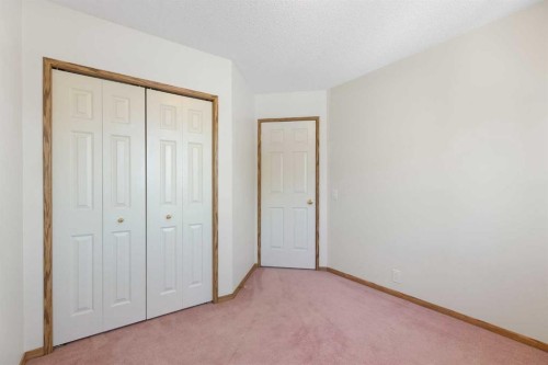 90 Martinridge Crescent Ne, Calgary, AB - Indoor Photo Showing Other Room