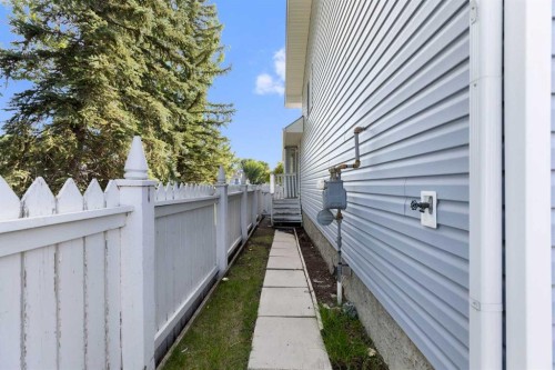 90 Martinridge Crescent Ne, Calgary, AB - Outdoor