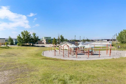 90 Martinridge Crescent Ne, Calgary, AB - Outdoor