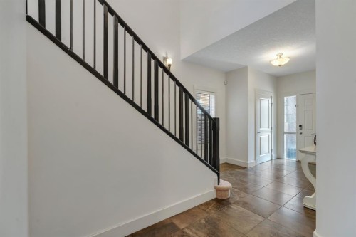 242 Valley Woods Place Nw, Calgary, AB - Indoor Photo Showing Other Room