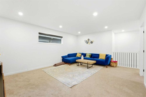 49 Copperhead Road Se, Calgary, AB - Indoor