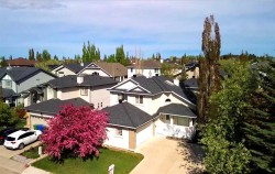 164 COVE Road Chestermere, AB T1X 1E4
