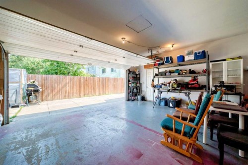 76 Aberfoyle Close Ne, Calgary, AB - Indoor Photo Showing Garage