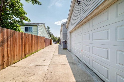 76 Aberfoyle Close Ne, Calgary, AB - Outdoor With Exterior