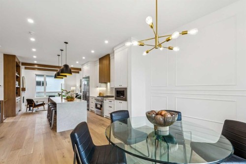 4920 21 Avenue Nw, Calgary, AB - Indoor Photo Showing Dining Room