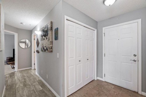 2209-950 Arbour Lake Road Nw, Calgary, AB - Indoor Photo Showing Other Room