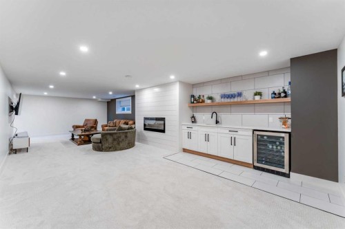 651 Willingdon Boulevard Se, Calgary, AB - Indoor With Fireplace